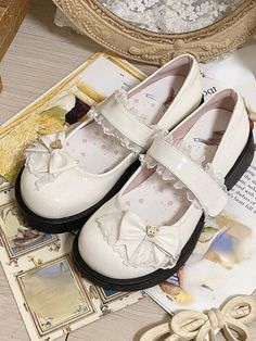 DAIIIBABYYY - Japanese Style Lolita Mary Janes Shoes Women Bow Kawaii Sweet Hook Loop Shoes Female Lace Korean Designer Shoes Autumn New Dear friend, please choose the item according to your foot length. If your foot is wide or thick, we suggest you choose one size larger. Size 35=US 4＝Feet length 22.5cm Size 36=US 5＝Feet length 23cm Size 37=US 6 ＝Feet length 23.5cm Size 38=US 7＝Feet length 24cm Size 39=US 8＝Feet length 24.5cm Size 40=US 9＝Feet length 25cm Gem Tattoo, Mary Janes Shoes, Mary Jane Shoes Womens, Festival Makeup, Nail Art Rhinestones, Rhinestone Nails, Bangles Jewelry, Crystal Gems, Shoes Women