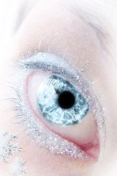 REFLECTIONS Eye Photography, Snow Queen