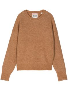 camel brown wool-alpaca blend knitted construction crew neck long sleeves ribbed cuffs and hem logo plaque Sweater Brown, Scotch Soda, Scotch & Soda, Brown Sweater, Knitwear Women, Scotch, Crew Neck Sweater, Neck Sweater, Alpaca