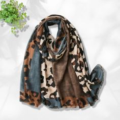 Brown Navy Leopard Scarf Women Handmade Shawl Wrap Lightweight - Etsy Brown Scarf, Boho Mode, Boho Styl, Leopard Scarf, Brown Scarves, Animal Print Scarf, Muslim Hijab, Mode Boho, Leopard Print Scarf