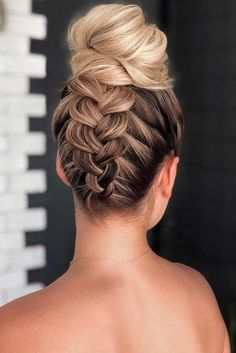 Trendy Updo Hairstyles For Medium Length Hair ★ Trendy Updo Hairstyles, Prom Hair Medium, Braided Prom Hair, Updos For Medium Length Hair, Peinados Fáciles Para Cabello Corto, Bridesmaid Hair Short, Updo Hairstyles, Medium Length Hair