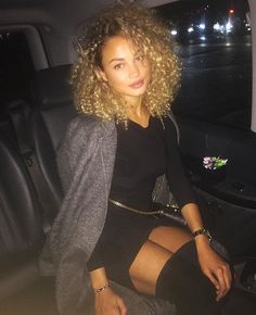 Rose Bertram Batman Clothing, Rose Bertram, Biracial Hair, Natural Curls Hairstyles, Hair Crush, Curly Girl, Clothing Ideas, Natural Hair Care