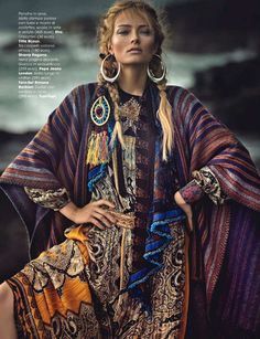 visual optimism; fashion editorials, shows, campaigns & more!: neo folk: olga maliouk by signe vilstrup for glamour italia october 2014 Hippie Elegante, Bohemian Schick, Mode Prints, Stile Boho Chic, Moda Hippie, Look Boho Chic, Ethno Style, Look Festival