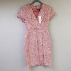 Nwt Banana Republic Mad Men Fringe Pink Tweed Drape Front Dress Size 2 Petite. No Flaws And New With The Tags. Fully Lined And Perfect For Any Occasion! Length 36" Waist 13" Chest 16.5" Hips 17" No Trades Fast Shipping Reasonable Offers Welcome! Pink Mini Tweed Dress For Spring, Pink Fitted Mini Length Tweed Dress, Fitted Short Sleeve Tweed Dress, Fitted Pink Tweed Summer Dress, Summer Tweed Fitted Dresses, Fitted Tweed Dresses For Summer, Casual Tweed Dress With Short Sleeves, Pink Fitted Knee-length Tweed Dress, Pink Fitted Tweed Dress