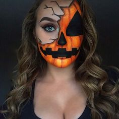 61 Easy DIY Halloween Makeup Looks - StayGlam Horror Smink, Pumpkin Makeup Ideas, Halloween Maquillage, Scary Halloween Makeup, Beautiful Halloween Makeup, Makeup Clown, Maquillage Yeux Cut Crease