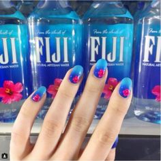 Ombre Flowers, Williamsburg Brooklyn, Frutiger Aero, Fiji Water, Nail Swag, Kawaii Nails, Aesthetic Eyes