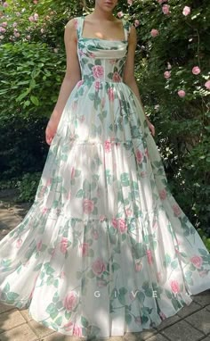 Classy Prom, Chique Outfits, Prom Style, Prom Dress Inspiration, Elegante Casual, Pretty Prom Dresses, Fairytale Dress, Fairy Dress, Glam Dresses