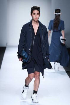 Male Fashion Trends: A.AV by Concept Korea Spring-Summer 2018 - Shanghai Fashion Week Asia Travel, Business Fashion