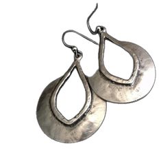 Silver Teardrop Hoop Earrings Nickel Free, Modern Silver Teardrop Chandelier Earrings, Nickel-free Metal Drop Hoop Earrings, Nickel-free Drop Metal Earrings, Silver Hammered Teardrop Dangle Earrings, Nickel Free Long Drop Teardrop Earrings, Nickel-free Long Drop Teardrop Earrings, Nickel-free Round Teardrop Earrings, Nickel-free Metal Teardrop Earrings