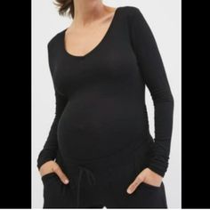 Nwt And Ready To Ship! Free Home And As Always Thank You For Viewing. Casual Black Bump Friendly Tops, Black Stretch Tops Bump Friendly, Casual Maternity Tops For Fall, Casual Fall Maternity Tops, Casual Fitted Maternity Top, Casual Black Maternity Tops, Maternity Long Sleeve Cotton Tops, Christmas Maternity Shirt, Black Stretch Maternity Top