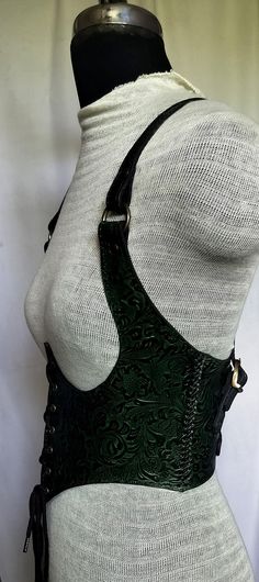 Embossed Blacky Green Gothic Victorian Medieval Viking Leather Corset, Elvish LARP Heroic Fantasy Steampunk-vampire Under-bust Corset - Etsy Barbie Corset, Corset Etsy, Steampunk Vampire, Under Bust Corset, Hand Sewn Leather, Heroic Fantasy, Gothic Victorian, Leather Corset, Oct 1