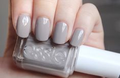 Essie Master Plan swatches review Winter Nail Art Designs, Sns Nails Colors, Modern Nail Art, Fall Nail Polish, Thanksgiving Nail Art, Popular Nail Art, Heart Nail Designs