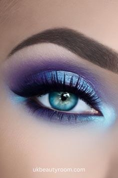 Mermaid Eye Makeup, Turquoise Eyeshadow, Mermaid Eyes, Smokey Eye Makeup Look, Blue Smokey Eye, Makeup Looks For Blue Eyes, Makeup Face Charts