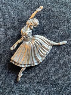 Vintage Sterling Silver Dancing Ballerina Brooch  by Frederick Massingham 1948 Large version of this brooch  Stunning brooch fully hallmarked 1948 It's a rare piece not surprisingly they are very collectable  Back of brooch is also stamped with the makers marks for D H Phillips Would be lovely to buy the brooch Necklace and Larger brooch as a set  Rare piece priced accordingly  It is one of a series that the artist produced in silver in the late 1940s and early 1950s which all featured Ballet Da Vintage Jewelry Art Ballerina, Period Box, Dancing Ballerina, Vintage Ballerina, Edelweiss Flower, Kilt Pin, Sterling Silver Brooch, Silver Dragon, Brooch Necklace