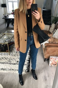 Tan Blazer Outfits Women, Camel Blazer Outfits Women, Tan Blazer Outfits, Camel Blazer Outfit, Beige Blazer Outfit, Brown Blazer Outfit, Blazer Outfits Women, Emma Hill, Job Clothes