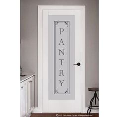 a door with the word pantry on it