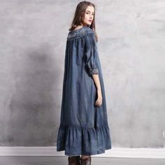 A timeless piece made from high-quality denim fabric. Denim, Distressed Collar: Square Sleeve Length: Middle Sleeve Hem: Ruffle Fitting: Loose Length: Midi Color: Blue Size: M to XL Pattern: Embroidery Gender: Female Age: Adult Brand Name: NoEnName_Null Product ID: CJLY115136201 Note:All sizes are smaller than regular European and American sizes. Choose the larger size if your size is between two sizes. Please allow 2-3cm differences due to manual measurement. *CM to INCH converter Size Shoulder Loose Midi Dress, Denim Embroidery, Blue Midi Dress, Denim Fabric, Timeless Pieces, E Commerce, Midi Dress, Sleeve Length, Embroidery