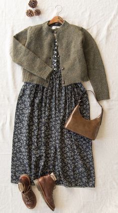 Winter Meeting Outfit, Meeting Outfit, Outfit Aesthetics, Trendy Outfit Ideas, Cottagecore Outfits, Fall Outfit Ideas, Trendy Outfit, Trendy Fall, Modest Fashion Outfits