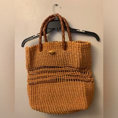 Vintage Straw Bag, Approximate Size 13” Wide By 14” Long. Toggle Closure. New Without Tags. Straw Tote Bag, Rope Bag, Glitter Gifts, Straw Tote, Soft Purple, Leather Bag Women, Mini Purse, Leather Chain, Coach Purses