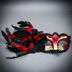 Product Description:The Venetian Black Side Feather Red Glitter Women Eyes Mask Is An Elegant And Mysterious Accessory Perfect For Masquerade Balls And Themed Parties. Featuring A Black Base With Blue Glitter And A Dramatic Side Feather, It Offers A Unique Blend Of Traditional And Modern Styles. This Mask Is Designed For Women, Providing A Comfortable Fit With An Adjustable Ribbon Tie. It's Ideal For Adding Glamour And Sophistication To Any Outfit.Made From Glitter And Black Featherthis Mask Fit Cat Mask Ideas, Masquerade Mask Costume, Mascarade Party, Wedding Carnival, Purple Mask, Mesh Flowers, Women Eyes, Masquerade Prom