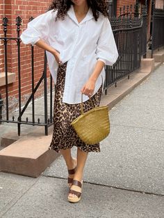 Leopard Print, Animal Print White Leopard Skirt Outfit, Leopard Slip Skirt Outfit, Leopard Print Outfits Summer, Slip Skirt Outfit, Skirt Outfit Summer