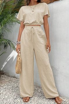 Round Neck Short Sleeve Top and Pants Set Meadeux Top Pants Set Outfit, Summer Sets Outfits Two Pieces, Set Outfit Two Pieces, Lounge Set Outfit, Summer Lounge Wear, Lounge Wear Summer, Summer Loungewear, Polished Casual, Outfit Matching