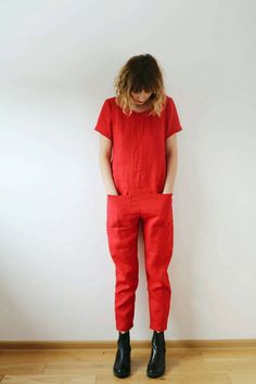 Red Linen Jumpsuit - Short Sleeve Jumpsuit - Women Overall - Linen Overall - Linen Romper - Handmade by OFFON Linen Jumper, Jumpsuit Linen, Tokyo Street Fashion, Jumpsuit For Women, Womens Jumpsuits, Linen Romper, Grunge Look, Short Sleeve Jumpsuits, Linen Jumpsuit