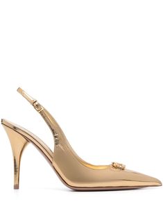 gold-tone calf leather patent finish pointed toe VLogo Signature branded footbed 100mm stiletto heel leather sole buckle-fastening slingback strap Luxury Gold Slingback Pumps With 4-inch Heel, Luxury Slingback Pumps With Ankle Strap And Gold-tone Hardware, Luxury Slingback Heels With Gold-tone Hardware, Luxury Gold Leather Slingback Pumps, Elegant Slingback Pumps With Gold-tone Hardware For Party, Luxury Gold-tone Slingback Heels, Elegant Party Slingback Pumps With Gold-tone Hardware, Elegant Gold-tone Slingback Pumps For Party, Gold Heels With Buckle Closure For Formal Occasions