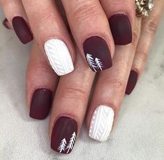 Nail Designs With Real Nails, Winter Short Nails Gel, Short Wide Square Acrylic Nails, Sweater Dip Nails, Winter Gel Nails Short Simple, Fall Gel Nail Art Ideas, Winter Country Nails, Cute Western Christmas Nails, Matte Christmas Nails Simple