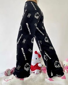 Sanrio Sleepwear, Pink Y2k Style, Hello Kitty Pajama Pants, Hello Kitty Pants, Kawaii Pants, Hello Kitty Y2k, Kawaii Hello Kitty, Couples Christmas, Bottoms For Women