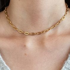 This Rectangle Chain Layering Necklace Is A Perfect Addition To Your Necklace Layers And Looks So Chic On Its Own! It Is Made From 18k Gold Filled And Also 18k Stamped. It Is Perfect For Everyday Wear! You Don't Need To Worry About Tarnishing! . D E T A I L S Materials: 18k Gold Filled. Necklace Length: 14 Inches (34 Cm) + Extension 2 Inches (5 Cm) Gold Chain Necklace With Rectangular Cable Chain Pendant, Elegant Necklace With Chunky Rectangular Chain, Rectangular Chunky Chain Jewelry Gift, Gold Oblong Paperclip Chain Necklace, Everyday Chain Necklace With Rectangular Pendant, Gold Rectangular Metal Chain Necklace, Everyday Gold Oblong Jewelry, Rectangular Gold Metal Chain Necklace, Gold Oblong Necklace With Cable Chain