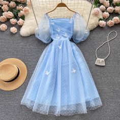 Fairytale Dress Prom, Lace Short Dress, Simple Frocks, Short Dress Styles, Character Sheets, Cute Dress Outfits, Trendy Dress Outfits, Korean Fashion Dress, Quick Outfits