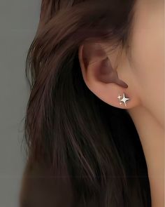 Y2k Star Earrings. Trendy y2k style earrings that will make you stand out from the crowd and bling✨!  These silver and gold star nova earrings are meant to sparkle on your earlobe area and bring attention to your neck and beautiful hair. Embrace your beauty and enhance it today with these trendy y2k star stud earrings! 📝Measurements: Size: 10mm x 10mm Shipping & Processing Times: US FREE Delivery 5-8 business days. 1-4 Processing time. Refunds/ Returns: My store offers 30-day refund/return policy. If you have any questions or requests for more photos etc., feel free to message me!⭐ Love, Natalie Cute Star Earrings, Star Accessories, Y2k Star, Star Earring, Earrings Star, Star Stud Earrings, Earrings Trendy, Star Earrings Stud, Cute Stars