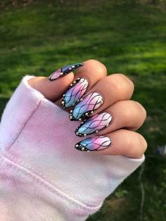 Anime Almond Nails, Butterfly Wings Nails, Nails Inspiration Butterfly, Fruits Basket Nails, Revenge Nails, Butterfly Wing Nails, Longer Nails, Character Nails, Nails Arts