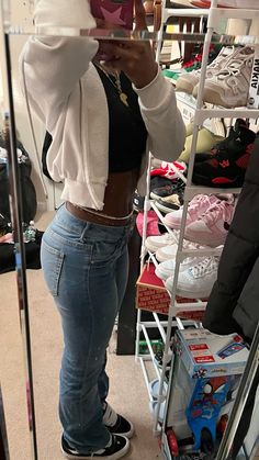 Cute Fall Outfits Baddies, Bootcut Jeans Outfit Black Women, Stacked Jeans Outfit Black Women, Flare Jeans Outfit Black Woman, Formal Jeans Outfit, All Black Vans Outfit, Tight Clothes Outfits, How To Style Black Jeans, Black Pants Outfit Ideas