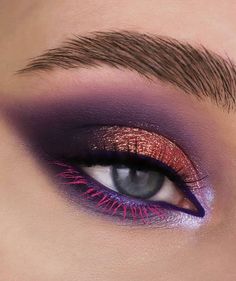 Anime Royalty, Very Easy Makeup, Grey Eye Makeup, Smokey Makeup, Makeup Things, Cute Eye Makeup, Magical Makeup, Eye Makeup Pictures, Eye Makeup Designs