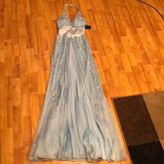 Size 0 Sequined Formal Dress W/Accordion Front Underlay. New With Tags Under The Sea Formal Dresses, One Strap Prom Dress, Titanic Prom, 2000s Prom Dress, 2011 Prom Dresses, 2000s Prom, Gown Ideas, Prom Dress Inspo, Visual Archive