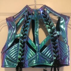 Brand New Never Worn Size Small Drag Inspiration, Metallic Crop Top, Purple Corset, Athletic Crop Top, Festival Outfits Rave, Blue White Top, Outfits Rave, Black Cropped Tank, Stage Outfit