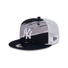 Build your game day outfit around this Tear Trucker 9FIFTY hat by New Era. It features classic New York Yankees embroidery that pairs well with the bold pattern on the front panels. Mesh material promotes breathability, while a snap closure customizes the fit to your liking.Build your game day outfit around this Tear Trucker 9FIFTY hat by New Era. It features classic New York Yankees embroidery that pairs well with the bold pattern on the front panels. Mesh material promotes breathability, while White Snapback Hat For Sports In Spring, White Snapback Hat For Spring Sports, Spring Sports Snapback Trucker Hat, Spring Sports Trucker Hat Snapback, Spring Sports Snapback Hat With Visor, Sporty Spring Snapback Baseball Cap, Spring Sports Visor Snapback Hat, Casual Team-colored Trucker Hat With Flat Brim, Casual Team-colored Hats With Letter Print