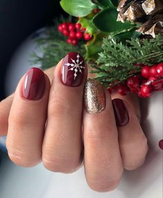 Cristmass Nails 2024, Fancy Nails Designs, Simple Gel Nails, Work Nails, Christmas Nail Art Designs, Classy Acrylic Nails, Holiday Nail Art