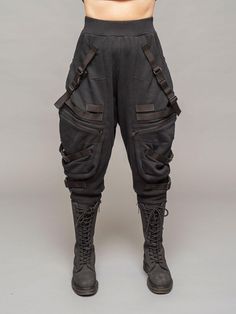 Post Apocalyptic Pants, Fantasy Streetwear, Mechanic Fashion, Avant Garde Streetwear, Utilitarian Fashion, Techwear Women, Women's Joggers, Streetwear Joggers, Combat Pants