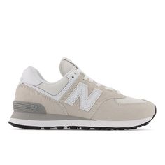 Lateral view of the Women's 574 in Nimbus cloud with white New Balance 574 Womens, Nimbus Cloud, Suede Shoes Women, Zapatillas New Balance, New Balance Style, New Balance Outfit, Style Sportif, New Balance 574, New Balance Women