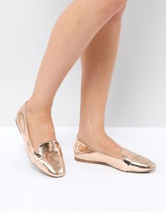 Shoes by Park Lane Metallic faux-leather upper Slip-on style Apron toe Loafers Trend, Nike Air Max Jordan, Gold Loafers, Womens Loafers, Loafers Style, Park Lane, Heeled Loafers, Active Wear Leggings, Sunglasses Shop