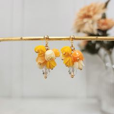 Tulip bouquet earrings Elegant Resin Earrings With Flower Charm, Jewelry Bouquet, Tulip Earrings, Rain Design, Flower Drop Earrings, Tulip Bouquet, Jewelry Making Earrings, Birthday Jewelry, Floral Studs