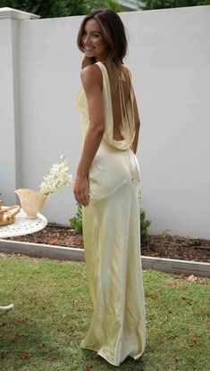 Details: Solid Backless Halter neck Maxi dress FIT:Regular fit Non-Stretch through fabricStandard sizingCotton&PolyesterSize Available: Size Length Bust inch cm inch cm S 47.2 120 33 84 M 47.7 121 34.6 88 L 48 122 36.2 92 XL 48.4 123 37.8 96 Fitted Bias Cut Dress For Date Night, Bias Cut Fitted Dress For Date Night, Fitted Slip Dress With Back Opening For Date Night, Fitted Satin Backless Dress, Fitted Backless Satin Maxi Dress, Satin Stretch Dress With Back Zipper, Fitted Backless Slip Dress With Back Opening, Sleeveless Satin Backless Dress For Brunch, Summer Wedding Maxi Dress With Cowl Back