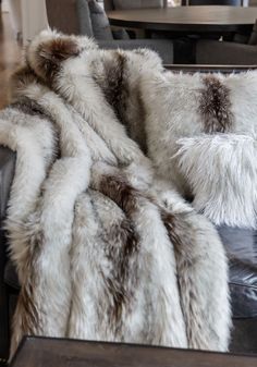 Add luxury and texture to your favorite sitting area with a Clouded Fox throw! Exuding comfort, peace and tranquility, this fabulously neutral fur is dominated by Pale Grey heavily-tipped with Charcoal, alternates with Charcoal Grey, generously tipped with Dove Grey. With a long, lush pile and soft touch, Clouded Fox brings maximum ambiance and understated elegance to a living room, bedroom or stud. Blue Slime, Fur Bedding, Rustic Luxe, Faux Fur Throw Blanket, Fur Throw Blanket, Fabulous Furs, Fur Throw, Fur Clothing, Fake Fur