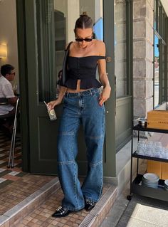 Freedom Jeans Blue Denim Summer Party Outfit, Text Story, City Outfits, Looks Street Style, Dinner Outfits, European Summer, Summer 24, Summer Fits, Fit Check