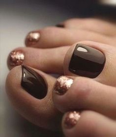 Shellac Pedicure, Pretty Fingers, Neat Nails, Unghie Sfumate, French Pedicure, Pedicure Ideas