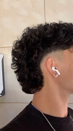 Burst Taper Mullet, Mullet For Curly Hair Men, Best Hairstyle For Curly Hair, Low Mullet Fade, Burst Mullet, Burst Fade Modern Mullet, Curly Burst Fade Mullet, Low Burst Fade Curly Hair, Mullet Dyed Hair Men