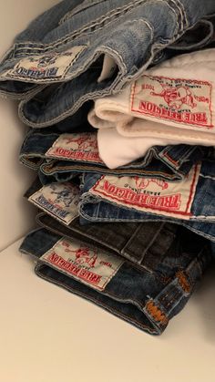 True Religion Aesthetic, Religion Aesthetic, Outfits Latina, 00s Mode, Uniform Outfits, Clothing Aesthetic, Shoes Outfit Fashion, Denim Clothing, Fits Clothes